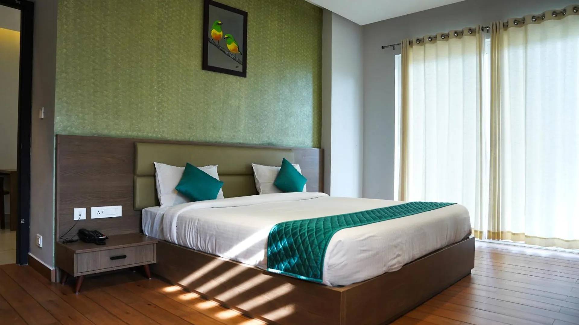 Vaga Nakshathra Suites Vagamon Hotel